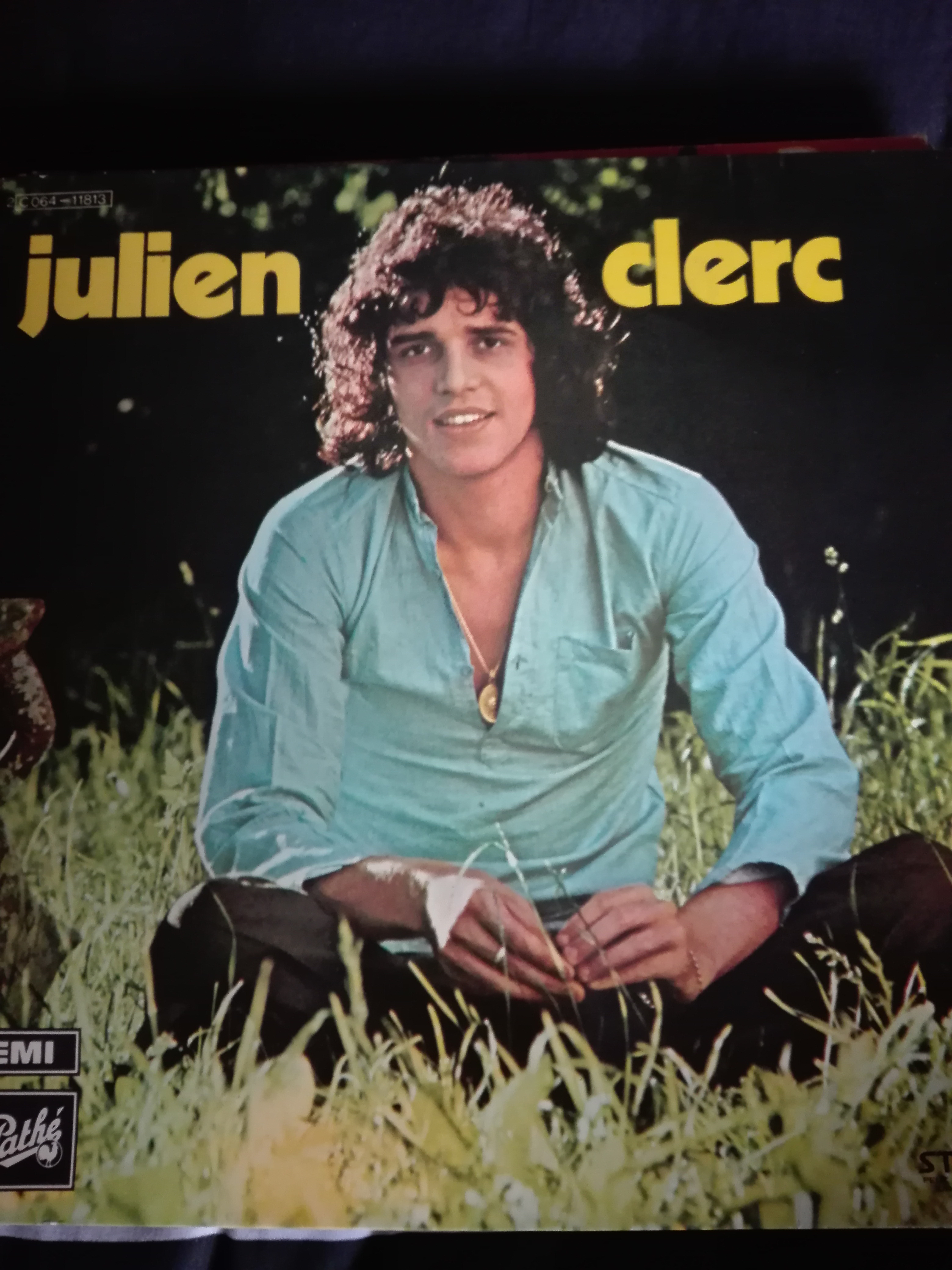 Buy vinyl artist% Julien clerc for sale