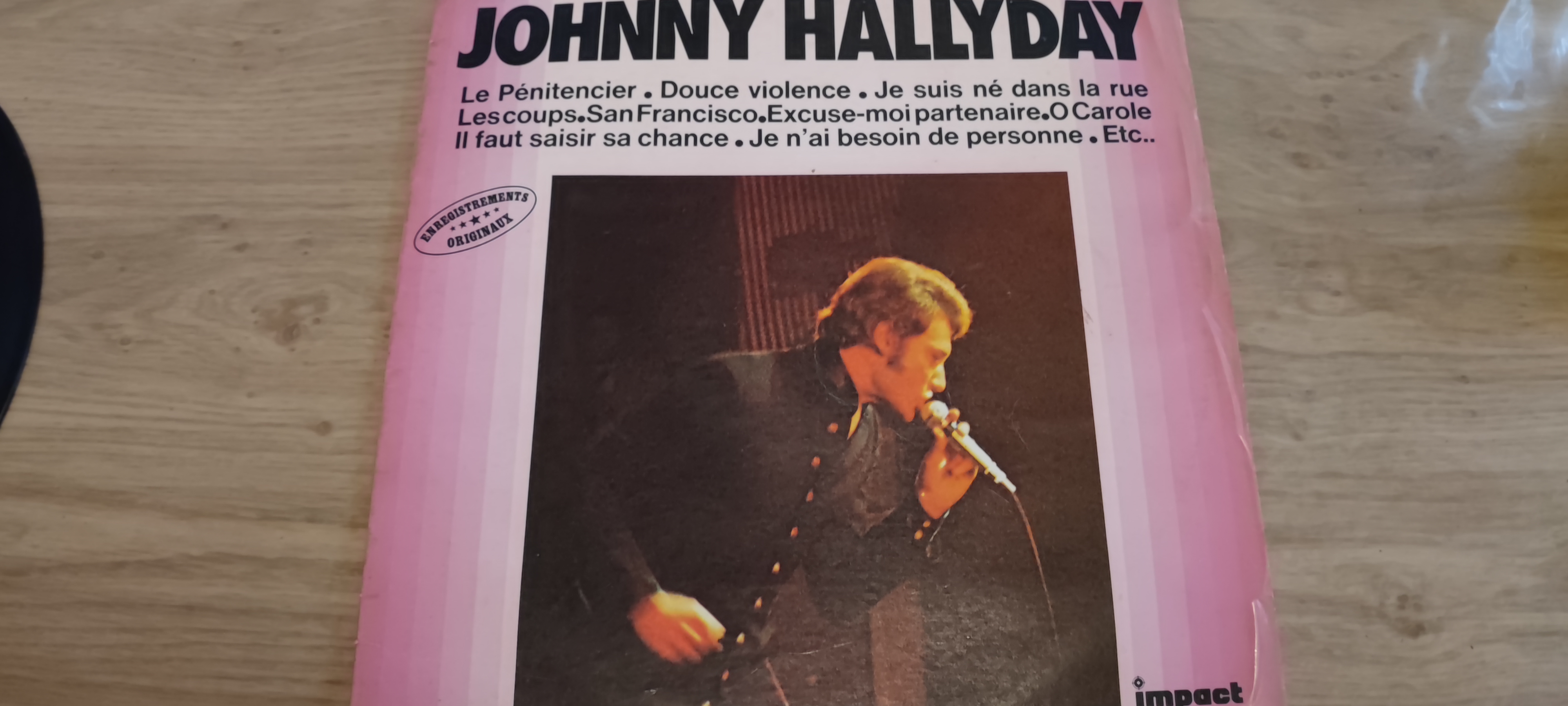 Acheter disque vinyle Johnny Hallyday Le pénitencier a vendre