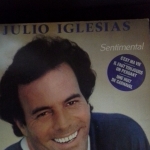 Acheter un disque vinyle à vendre JULIO IGLESIAS sentimental